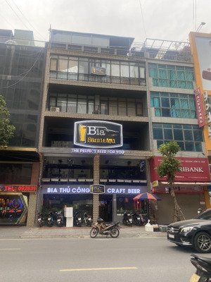 cho thuê mặt bằng kinh doanh phố đào tấn - ba đình: dt 130m2 x 4 tầng, mặt tiền 5.5m, vỉa hè rộng