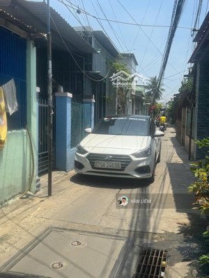 bán căn nhà gác lửng 2 mặt tiền đường bê trước sau khu phước long - nha trang
- diện tích 92,7m2