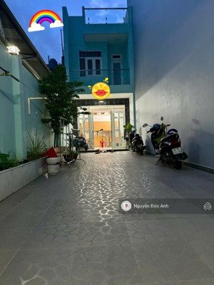 bán nhà cv làng hoa gò vấp 120m2, sân cực rộng để 2 ôtô, chủ xây kiên cố 3tầng, khu nhiều tiện ích