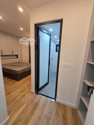 bán nhà ngõ 322 mỹ đình dt 32m 5 tầng giá 6,35 tỷ, lô góc thoáng