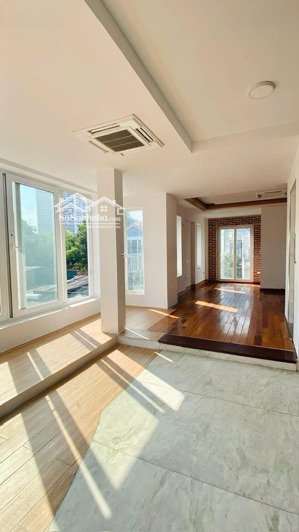 bán nhà phố lụa vạn phúc 8 tầng, thang máy, hiện đại, 34,5 tỷ