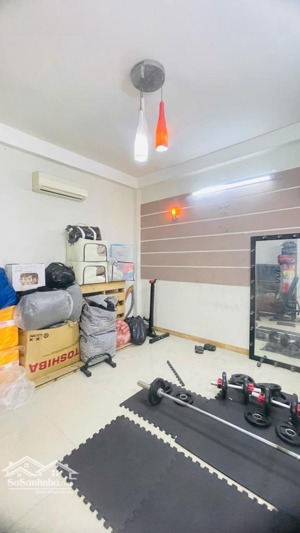 nhà 4 tầng - 100m2 - hẻm xe hơi 6m - 30m ra mặt tiền nguyễn văn công - 11.x tỷ