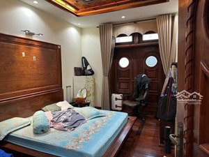 gấp!! chủ cần bán gấp biệt thự hoa cau, q. phú nhuận. dt: 8x16m. cn: 128m2. kc: 5 tầng. giá: 42 tỷ