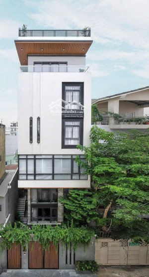 biệt thự siêu đẹp mt hoa cau, phú nhuận, 9x20m, hầm + 6 tầng - thang máy hiện đại - giá 66 tỷ