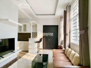 cho thuê căn hộ 1 phòng ngủ có nội thất có ban công hồng hà, phường 2, quận tân bình