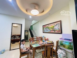 gần aeon 5phút / 2 tẩng / 68m2 ngõ ôtô giá cẩn bán 4tỷ58