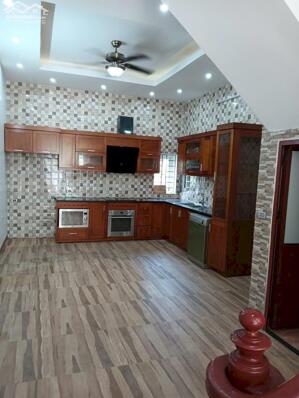 Bán gấp MẶT NGÕ 48m giá 8.9 tỷ Ô TÔ KINH DOANH PHỐ Trung Liệt Đống Đa.