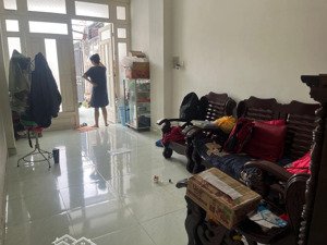 bán căn nhà có 3 phòng trọ sau, mt đường tân thới hiệp