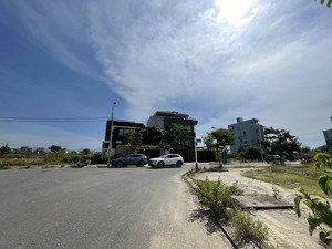 chủ gửi bán lô góc 2 mt phi bình 4 và đàm phương - sát minh mạng - hoà quý - ngũ hành sơn