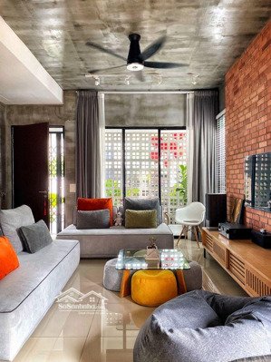 bán nhà đẹp gần nhổn 43m2 - 4 tầng - dân xây - ô tô đỗ cửa - 6,65 tỷ