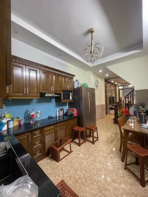 bán nhà vĩnh phúc, hoàng hoa thám, 42m2 x 5t, ngõ nông thoáng, gần phố, chủ tự xây, full nội thất