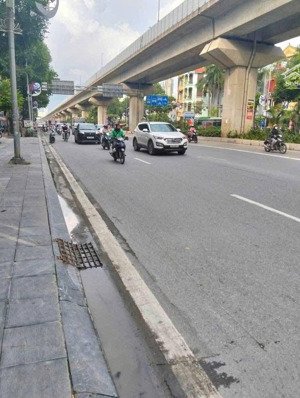 bán nhà đẹp văn quán- trần phú- hà đông - 1 nhà ra oto tránh- dtsd 38m² x 5t, mt 4,2m chỉ 8,x tỷ