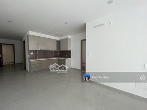 bán 2pn loại 73.4m2. giá 3,3 tỷ. đã có sổ hồng