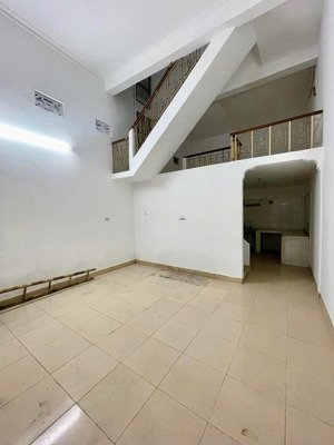 ngọc khánh - ba đình, lô góc 2 mặt ngõ, 3 thoáng, sổ vuông nở hậu. 6.9 tỷ