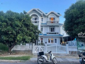 bán biệt thự gần biển đẳng cấp ở và đầu tư tốt