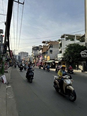 siêu vip nhà mặt tiền lê quang định - 40m2, kd tốt - cho thuê có dòng tiền, giá 4.x tỷ tl