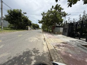 bán nhanh lô đất mặt tiền đường lê đức thọ trung tâm làng đại hoc đà nẵng