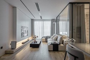 cần bán chung cư oriental plaza, tân phú, dt 78m2, 2pn - 2wc. giá 3,3 tỷ. lh: tài)