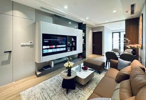 bán căn hộ chung cư tòa b11c nam trung yên, cầu giấy. 61m2 2n 4.75 tỷ. lh: 