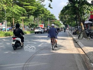 đất phú diễn ô tô đỗ cửa vuông vắn 65m2 - mt 6m - giá 9 tỷ