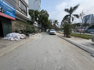 gia đình cần bán 50m2 - hơn 8 tỷ sát khu lk giếng sen - bể bơi la khê - ngõ ô tô - mt 6m vuông đẹp