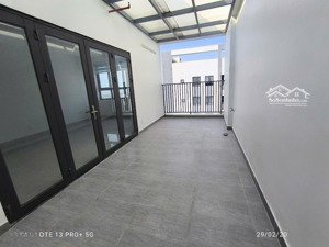 hot, bán chung cư saigon intela 128m2 3pn 3wc skyvilla sân vườn 28m2 giá giảm 150 triệu