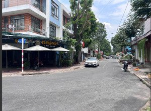 cần bán nhà 1 trệt 2 lầu khu k8 gần đại học bình dương phường hiệp thành, thủ dầu một
