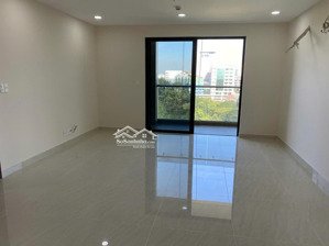 bán căn hộ park legend , 3pn , 3wc , 110m2 , căn góc, 2 ban công , giá 8.8 tỷ , liên hệ 