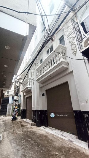 bán nhà phố yên hòa - cầu giấy, 40m2, mt 5m, 6 tầng thang máy, oto vào nhà, kinh doanh, giá 11.5 tỷ