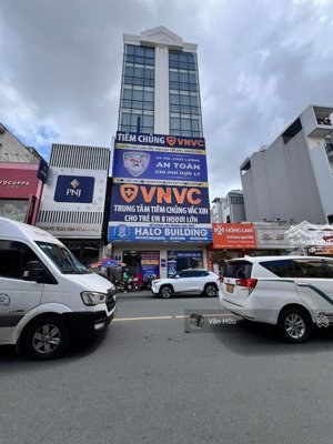 tòa nhà mặt tiền cộng hòa, q. tân bình - dt: 10x30m - hầm 8 tầng - hđt: 300 triệu - giá: 55 tỷ