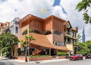 cho thuê nhà mặt phố trung hoà, diện tích tổng: 500m2, nhà 5 tầng, vị trí đẹp gần nhiều chung cư