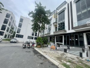 bán nhà liền kề 5,5 tầng diện tích 90m2, giá chỉ 15 tỷ tại kdt thanh hà, hà đông, nhận nhà ngay