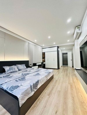 bán siêu phẩm khúc thừa dụ 47m2 6t mt4 m giá 16.8 tỷ cầu giấy, hà nội, vị trí đẹp, 1 nhà ra phố