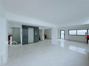 tôi cần bán cặp nhà phố mặt tiền phạm hùng - ở kdc t30 bình chánh