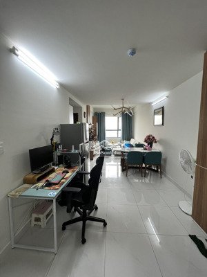 cho thuê căn hộ green river 2 phòng ngủ-2wc full nội thất giá 10tr-10,5tr ở liền hoặc 1-9 ở. gần q5