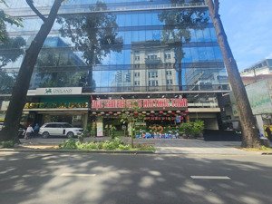 nhà đẹp mặt tiền đường 39 41 hai bà trưng góc đông du phường bến nghé quận 1