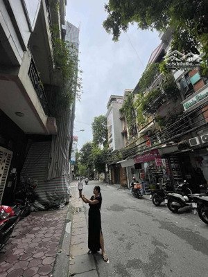 bán nhà ngõ. 40 tạ quang bửu- khu bách khoa- hai bà trưng 30,5 tỷ