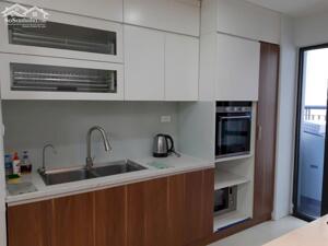 Chủ nhà chuyển đơn vị cần bán gấp 3 ngủ Goldmark City -Full nội thất