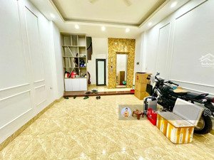 phân khúc 12tỷ- 40m- 6tầng thang máy kim giang - thanh liệt ô tô trong nhà, 5m ra phố cực hiếm