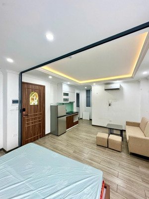 cho thuê căn phòng siêu đẹp,diện tích rộng rãi thoáng mát giữa lòng thụy khuê