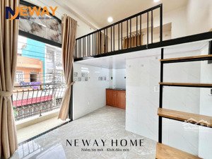 duplex ban công riêng mới xây ngay ngã tư bốn xã