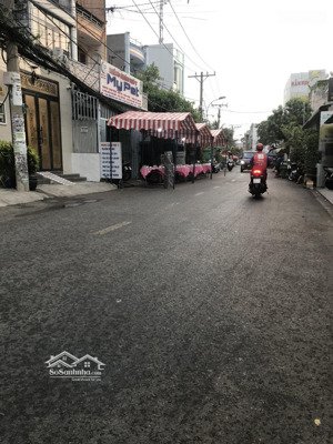 bán nhà 3 tầng an lạc sát kinh dương vương 100m2 ngang khủng 5,6m nhỉnh 6 tỷ