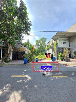 đất 2.85 khu dân cư đất mới.tp.dĩ an. đường nhựa vỉa hè. xây tự do. lh 