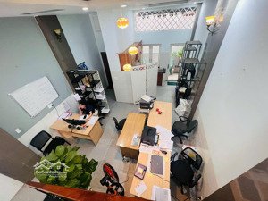 quá ngon! bán nhanh nhà cấp 4 dt 82m2 công nhận đủ, không lộ giới đường xe tải thông