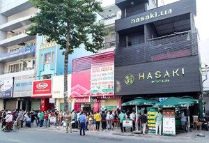 cho thuê căn góc cách mạng tháng tám, quận 3, clb lan anh. diện tích: 6x20m, 1 trệt 1 lầu, gía 60tr