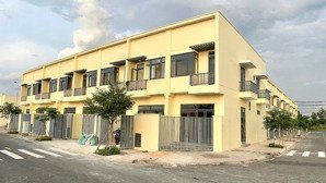bán nhà phố 1 trệt 1 lầu - sổ riêng -trả trước 340tr nhận nhà ở ngay