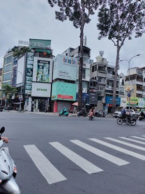 cho thuê nhà mặt phố 120 m2, 77 đường 3/2, phường 11, quận 10, tp.hcm, giá siêu rẻ