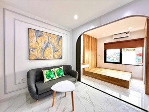 bán tòa chdv đức diễn bắc từ liêm 105m * 7 tầng * mt 6m 17pn, dòng tiền 90tr/th lô góc, ôtô