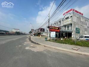 Bán đất khu nhà ở thương mại chợ Nhật Huy