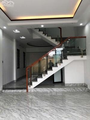 Cần cho thuê gấp nhà Lê Duẩn, Kiến An